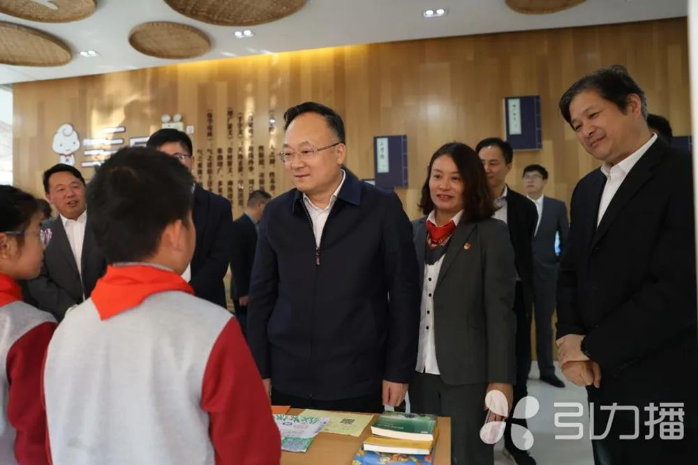 bfa4a8d2ad7d439d84a3be5aed19f1eb.Jpeg bfa4a8d2ad7d439d84a3be5aed19f1eb.Jpeg