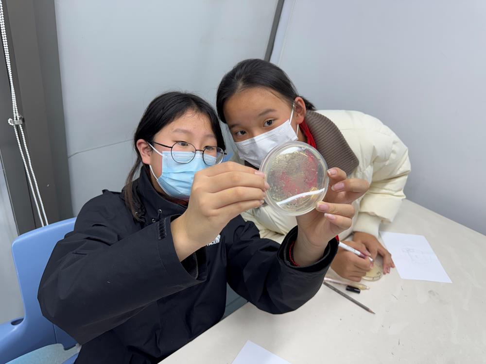 03eb365e15564a4ebe2ae9483adba7b2.jpg 03eb365e15564a4ebe2ae9483adba7b2.jpg